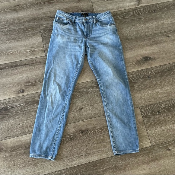 Frye Mid Rise Cropped Skinny Jeans Medium Wash Size 6 - Picture 2 of 10